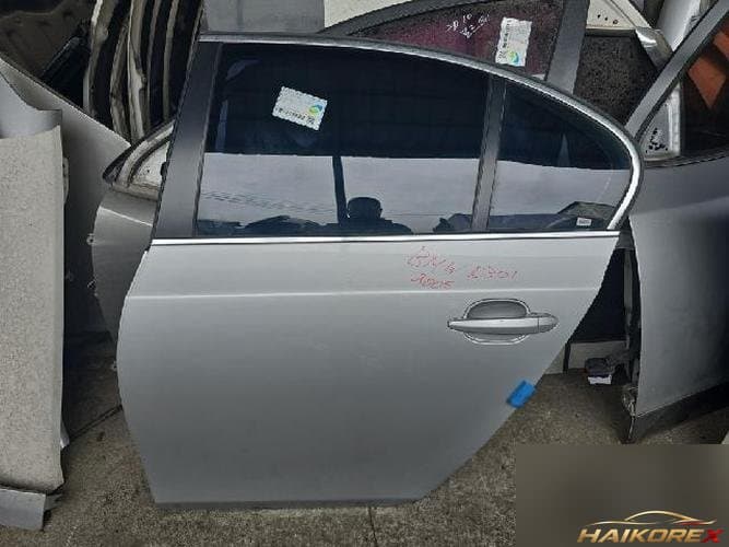 BMW 5 Series 2009 — дверь задняя левая