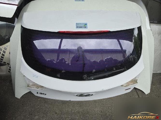 Hyundai i30 2013 — крышка багажника