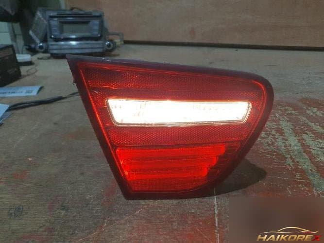 Hyundai Avante 2010 — задний фонарь левый внутренний 92403-2Q000