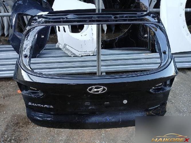 Hyundai Santa Fe 2020 — крышка багажника
