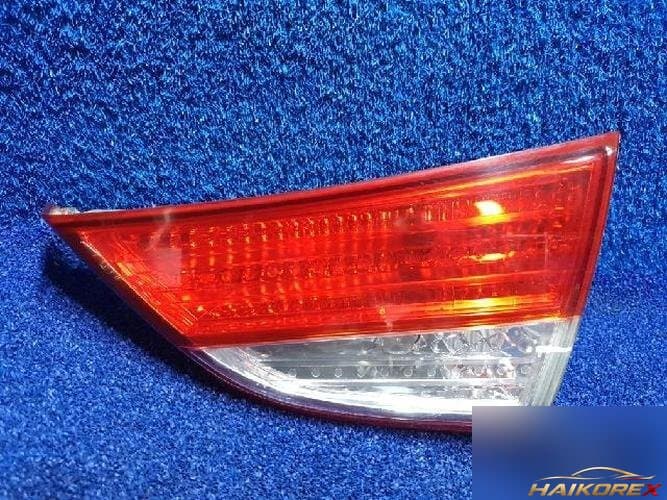 Hyundai Avante 2011 — задний фонарь правый внутренний 9