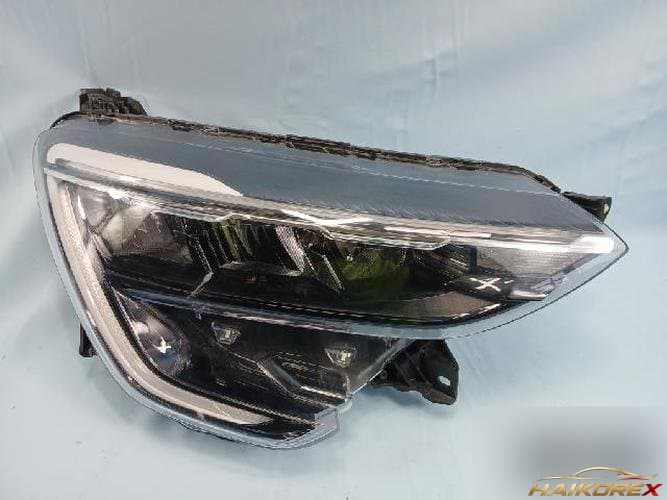 Renault XM3 2021 — фара передняя правая