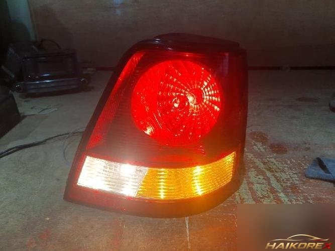 Kia Sorento 2005 — фара задняя наружная правая 4