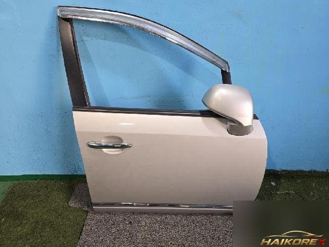 Kia Carens 2009 — передняя дверь правая