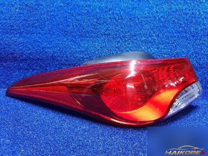 Hyundai Avante 2012 — фонарь задний левый наружный