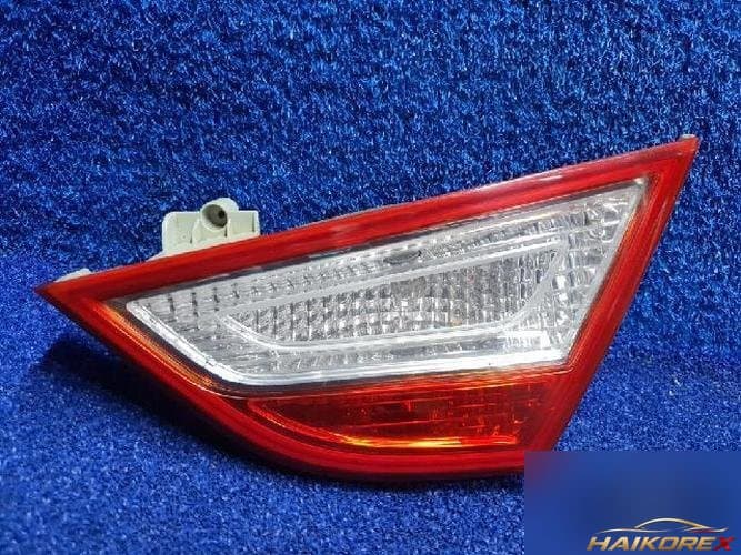 Hyundai Sonata 2010 — задний фонарь внутренний правый