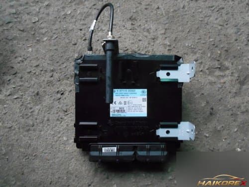 Блок управления кузовом BCM 8711035302