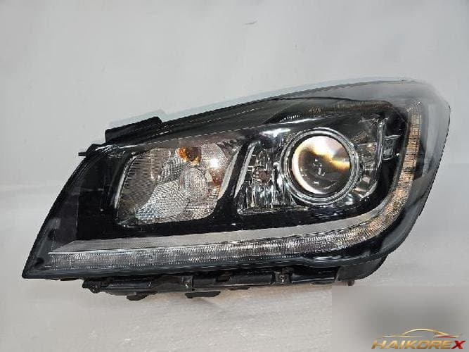 Hyundai Genesis 2016 — фара передняя левая (водительская) 92101 B1170