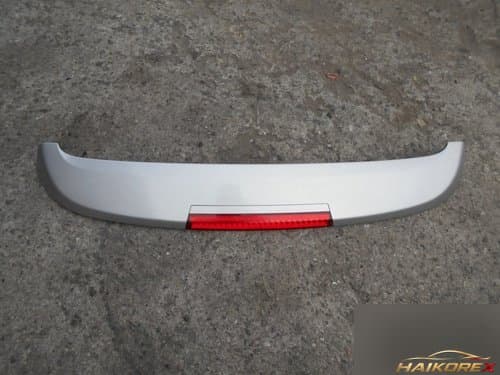 Накладка крышки багажника Santafe CM 872102B000 с фонарём