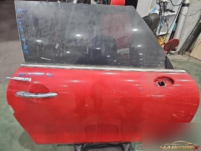 Mini Cooper D F56 2015 — передняя дверь правая (соседа)