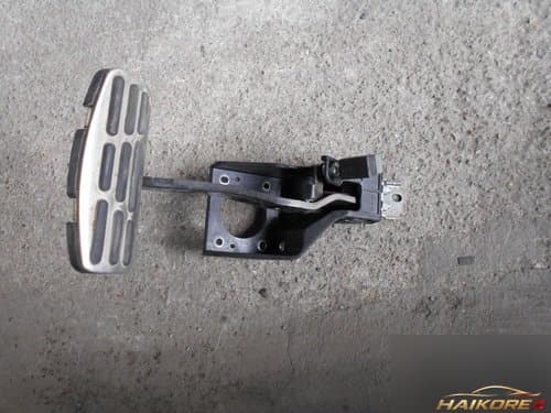 Педаль газа