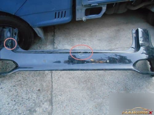 Накладка бампера заднего верхняя Sorento 86611-C5500 (2 отверстия под датчик)