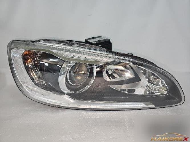 Volvo S60 2015 — фара правая HID 7pin