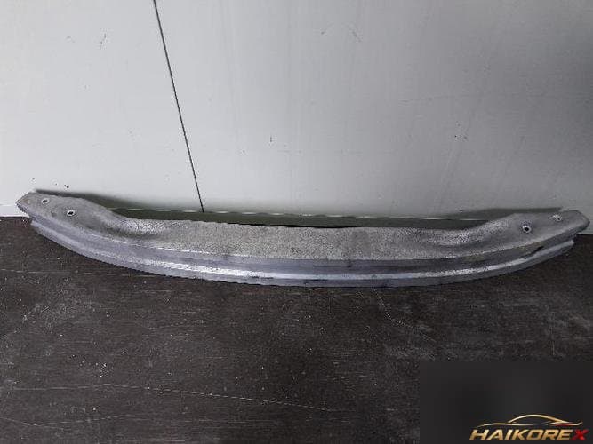 Audi A6 2006 — направляющая бампера передняя 4F0807111A