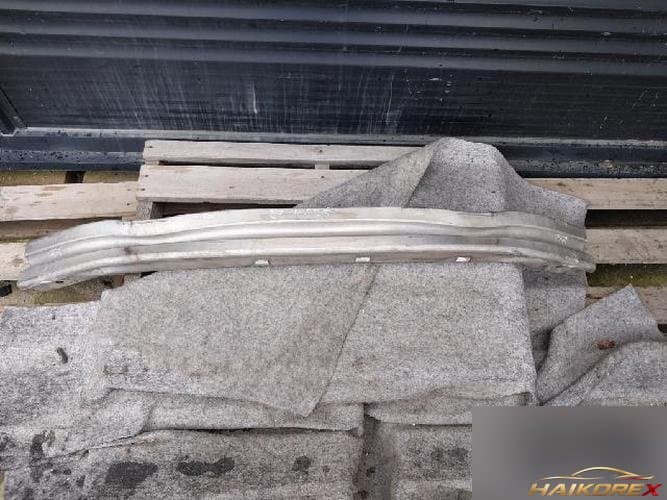 Audi A8 2008 — рейлинг переднего бампера 4E0807111AB