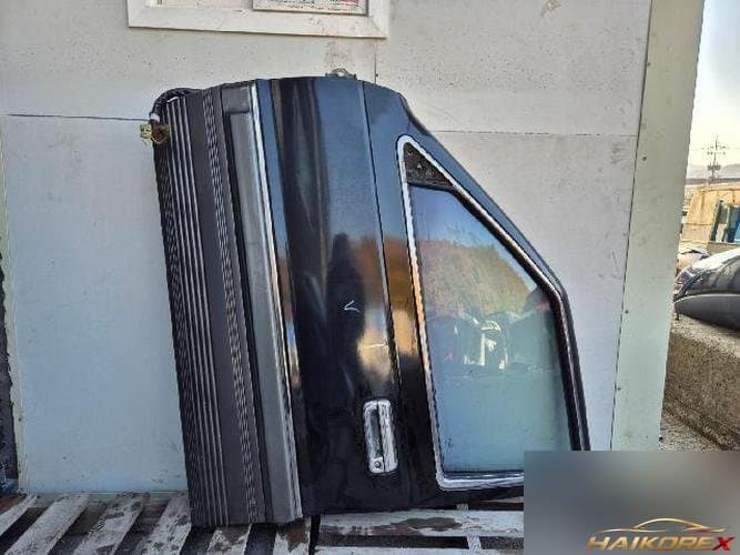 Hyundai Granzer 1991 — дверь передняя левая