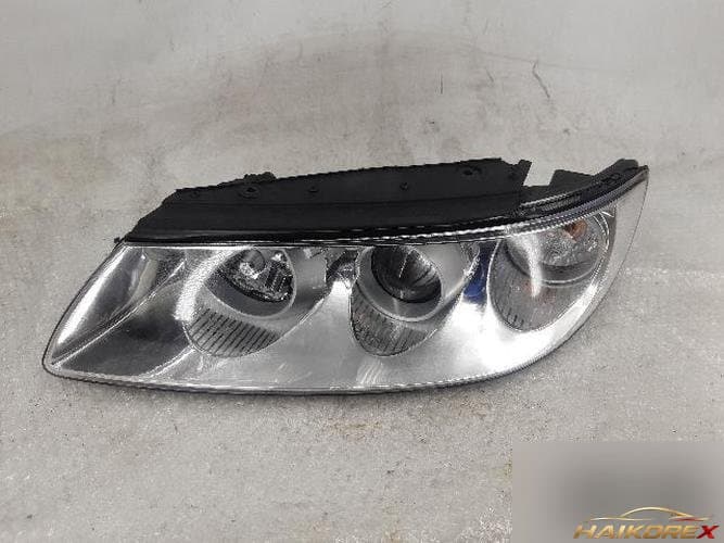 Hyundai Grandeur 2006 — фара левая
