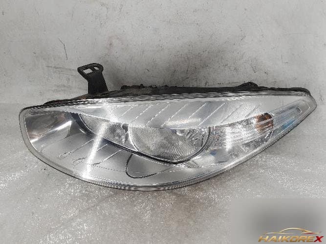 Renault SM3 2011 — фара левая 260600047R