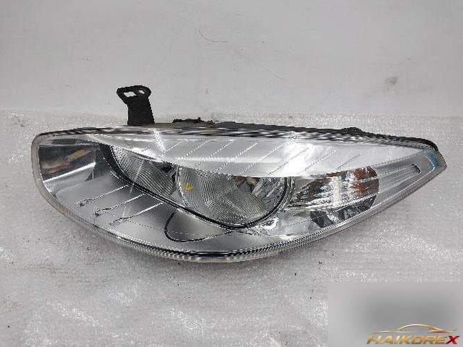 Renault SM3 2011 — фара левая 260600047R