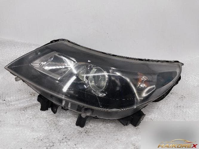 Renault SM5 2011 — фара левая (водительская)