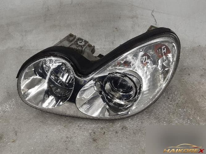 Hyundai Sonata 2005 — фара левая 92101 3D200