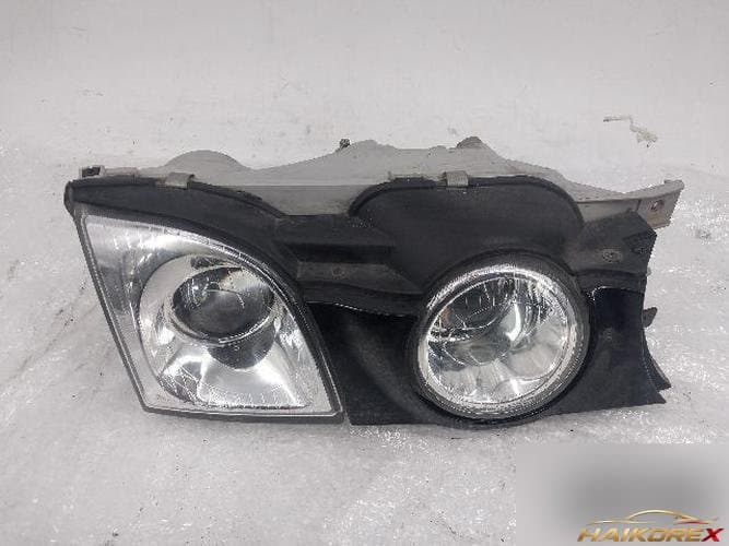Hyundai Dynasty 2002 — фара головного света правая (4 контакта)