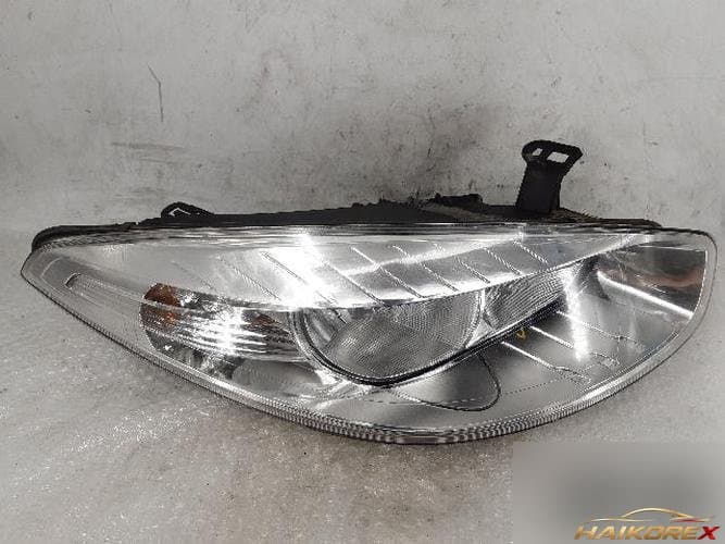 Renault SM3 2011 — фара правая 260103409R