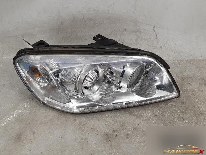 Daewoo Winstorm 2008 — фара передняя правая 00015548