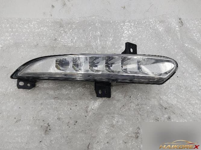 Renault SM5 2015 — дневной ходовой огонь LED правый 266006436R