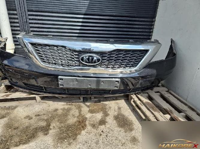 Kia Carnival 2011 — передний бампер