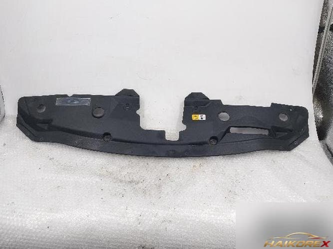 Ford Taurus 2011 — решётка радиатора верхняя AG13-8A164-BFW