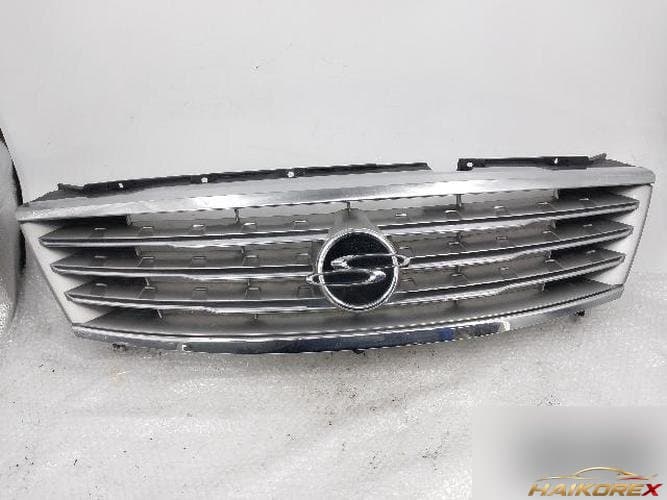 KG Mobility Rexton 2013 — решетка радиатора 7946108D00
