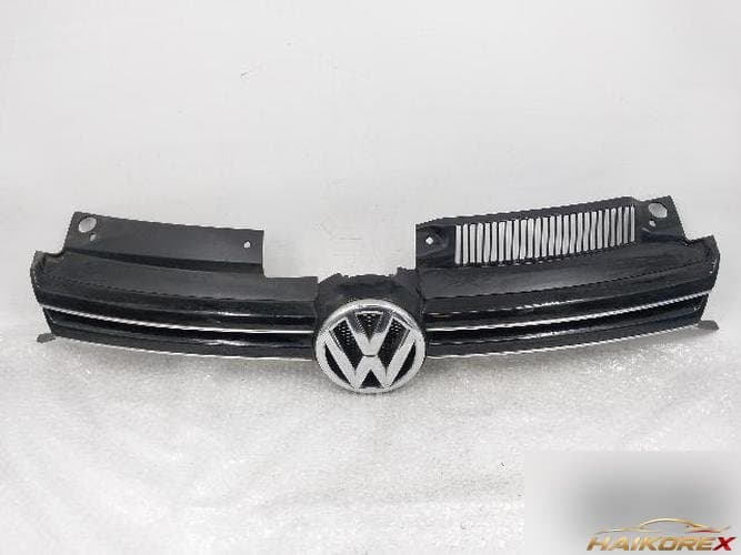 Volkswagen Golf VI 2012 — решётка радиатора