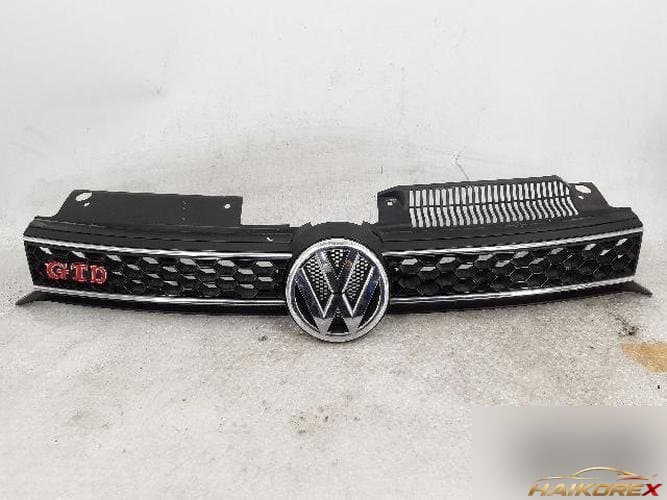 Volkswagen Golf 2011 — решетка радиатора 5K0853651