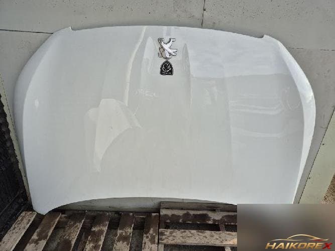 Peugeot 308 2015 — капот