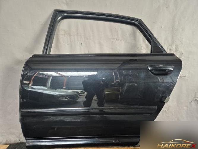 Audi A8 2008 — дверь задняя левая