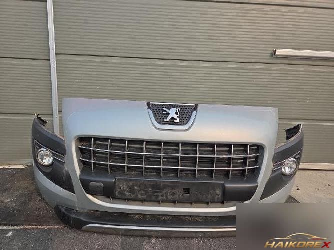 Peugeot 3008 2010 — передний бампер