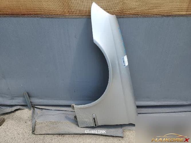 Mercedes-Benz E-Class 2005 — крыло левое A2118800718