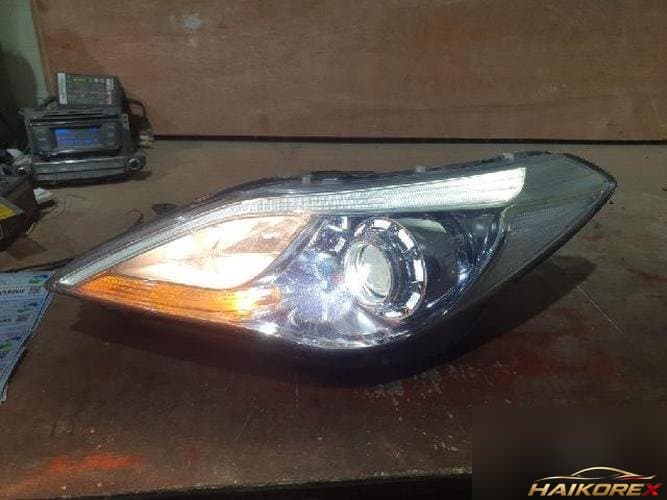 Hyundai Grandeur 2013 — фара левая HID