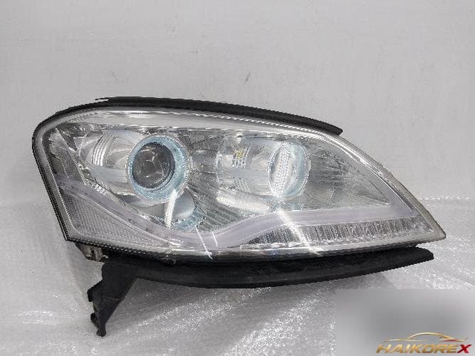 KG Mobility Chairman 2012 — фара правая (HID)