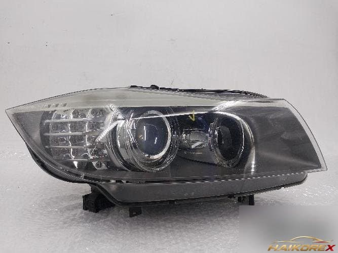BMW 3 Series 2009 — фара правая
