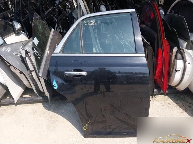 Chrysler 300 2014 — дверь задняя правая