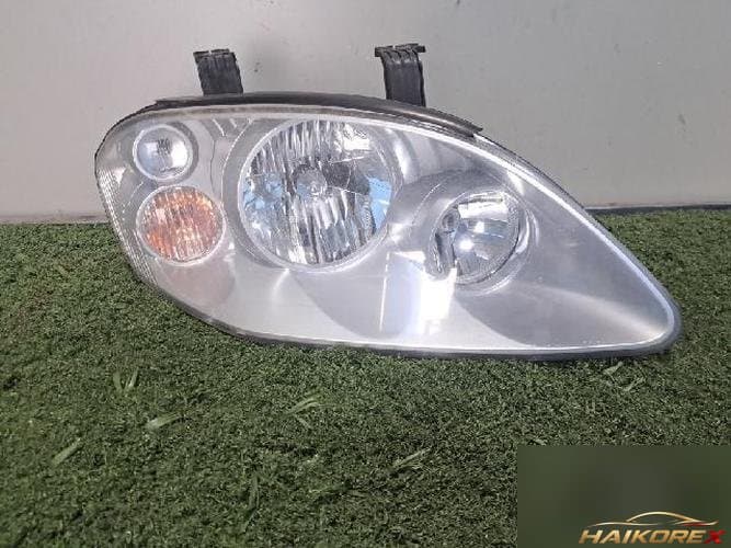 KG Mobility Rodius 2013 — фара головного света правая