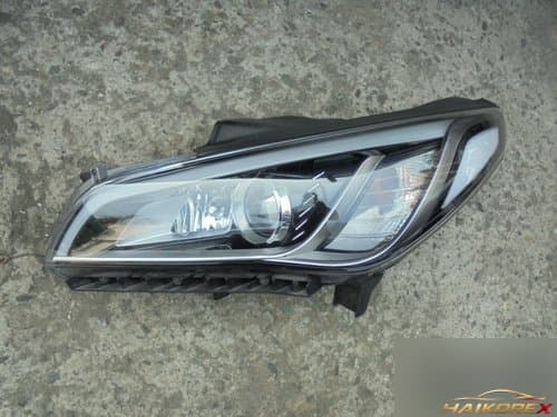 Фара передняя левая HID 8-pin 92101C1100