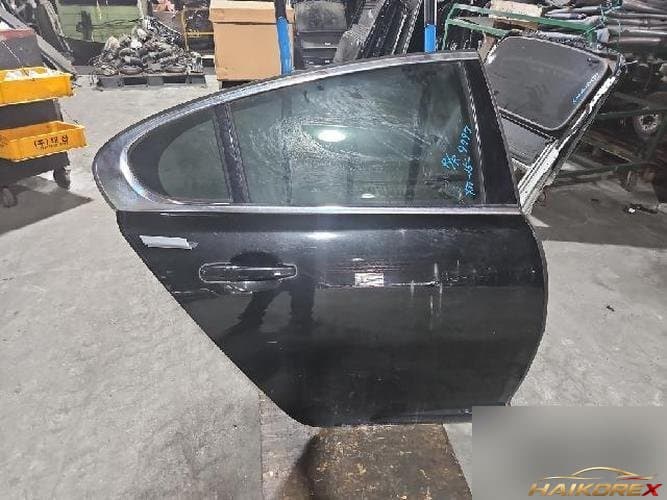 Jaguar XF 2015 — дверь задняя правая 8X23-F24630-AB
