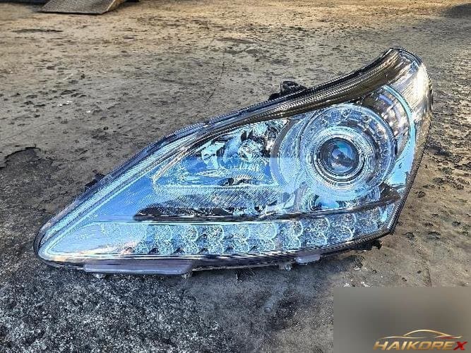 Hyundai Equus 2010 — фара левая (ксенон HID)