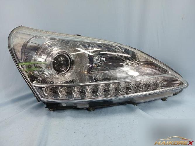 Hyundai Equus 2009 — фара передняя правая HID