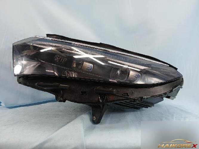 Mercedes-Benz EQS 2024 — фара левая