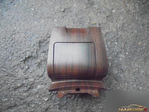 Консольный ящик с подстаканником