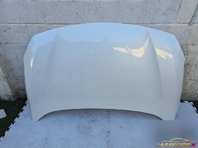 Renault SM3 2011 — капот